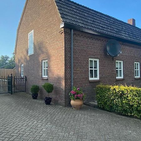 Op Ut Schoor Apartment Sint-Oedenrode Екстериор снимка